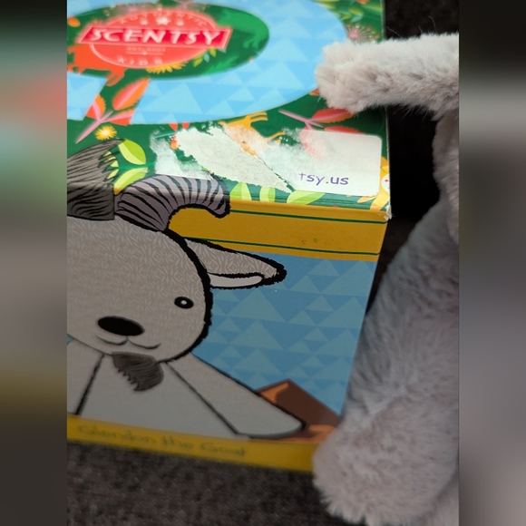New in box! Glendon the Goat Scentsy Buddy - NO SCENT PAK - Picture 3 of 3